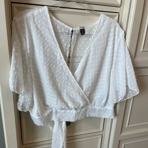 SHEIN white cropped top, NWOT, size 3X (US size 18)